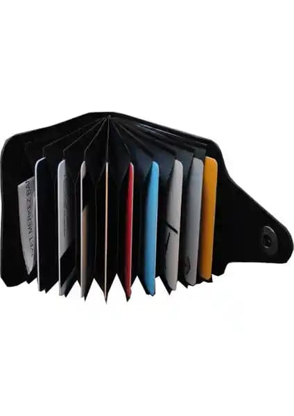 Kemer Dünyası ve Lederax Kartlık Cüzdanları Karşılaştırması: Malzeme, Tasarım ve Kullanıcı Yorumları