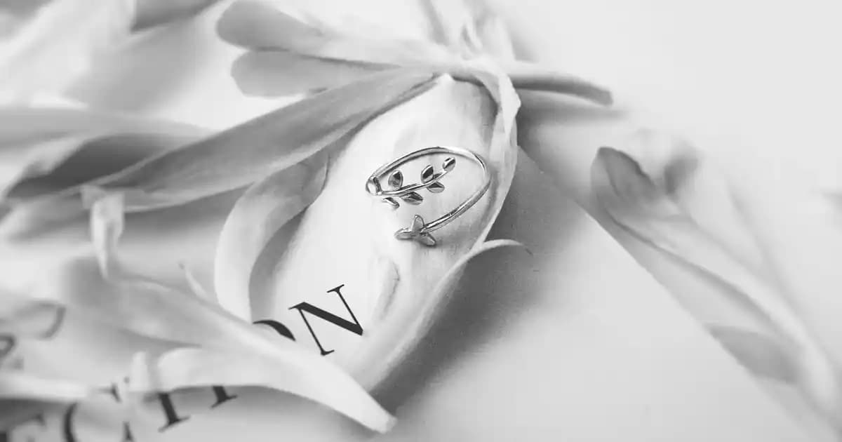 2025'te Yaz Gardırobunuzu Baştan Yaratacak 7 Yazlık Elbise Trendi