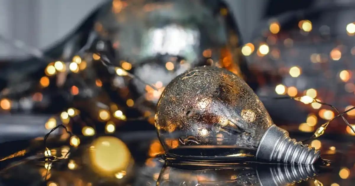 Açık Renk Pantolonlar: Yaz ve Günlük Şıklık İçin Ferah ve Çok Yönlü Seçenekler