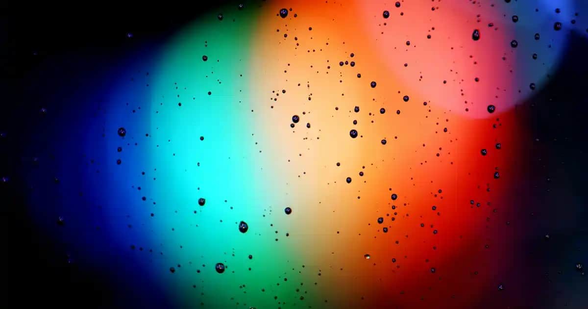 Bej Erkek Kazaklar: Çok Yönlü Stil ve Rahatlık Sunan Klasik Parça