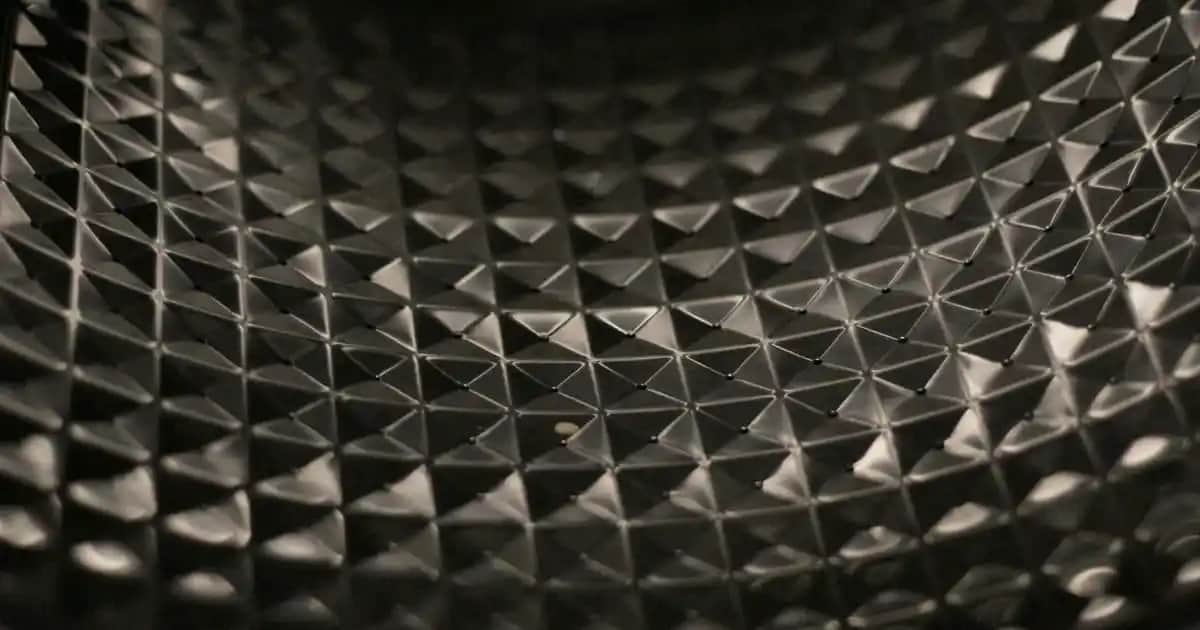 Delikli Kazak Modelleri ve Trendleriyle Şıklık ve Konforu Yakalayın