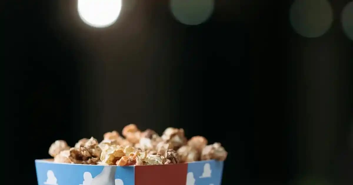 Denim Gömlek Elbise Modasında Çok Yönlü ve Şık Seçenekler