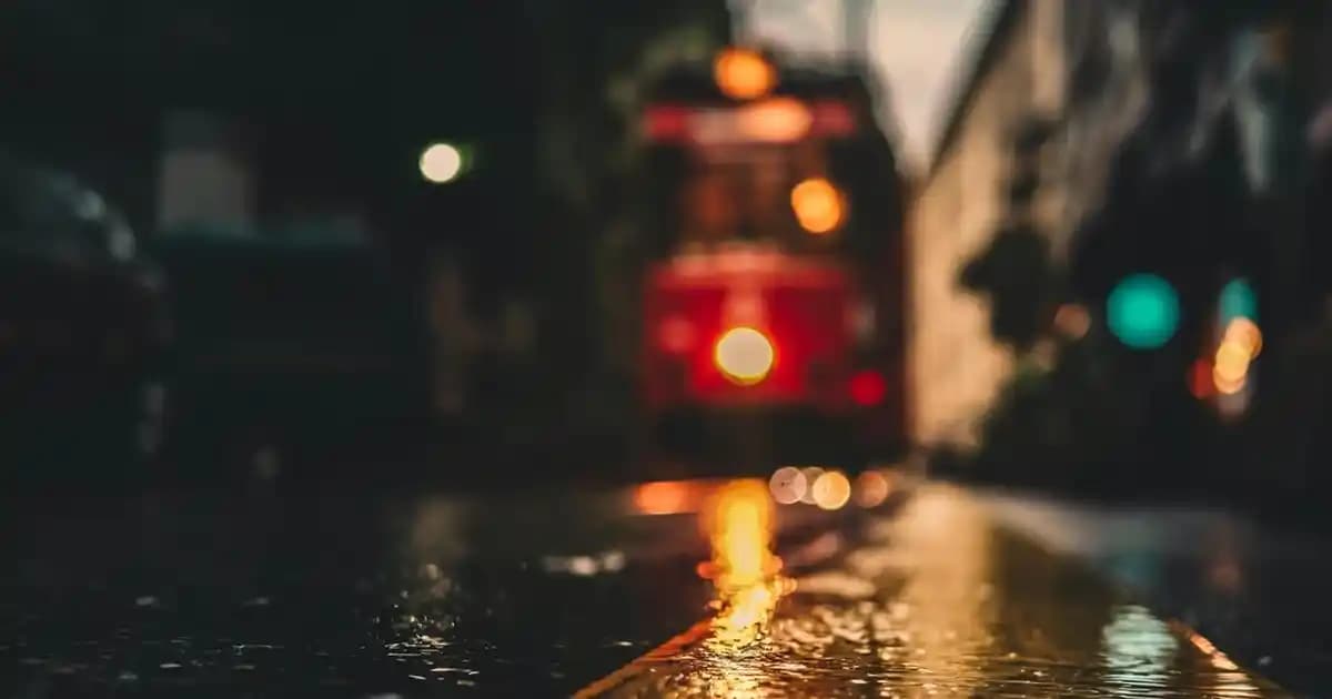 Erkek Bisiklet Yaka Kazak Modası Güncel Trendler ve Stil Önerileri