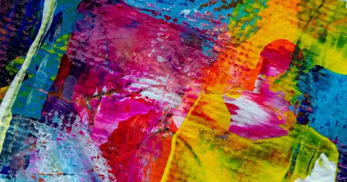 Erkek Gri Kapüşonlu Fermuarlı Sweatshirt Modelleri ve Güncel Trendler