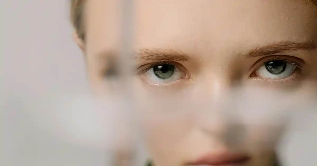 Erkek Kazak ve Mont Seçenekleri: Kış Aylarında Stil ve Konforun Birleşimi