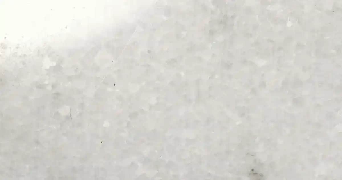 Erkekler İçin Dik Yaka Kazaklar: Stil ve Konforun Buluştuğu Kış Giyim Parçası