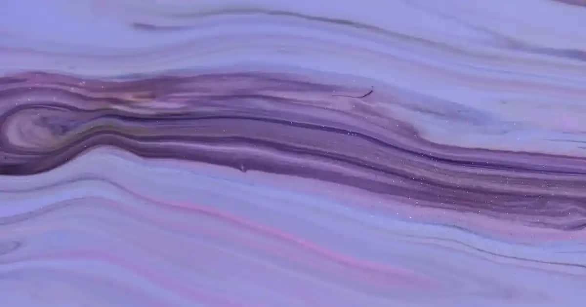 Erkekler İçin Örgü Kazak Modelleri: Malzeme Seçenekleri ve Kombin İpuçları