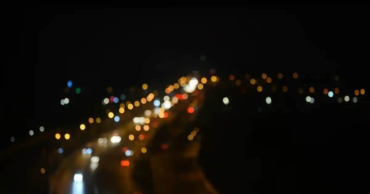 Erkekler İçin Yeşil Boğazlı Kazaklar: Kış Modasında Şıklık ve Konforun Buluşması