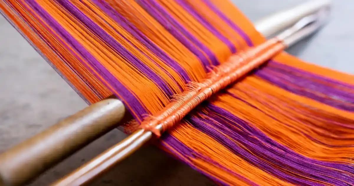 Gençler İçin Kısa Elbise Modelleri: Güncel Trendler ve Stil Önerileri