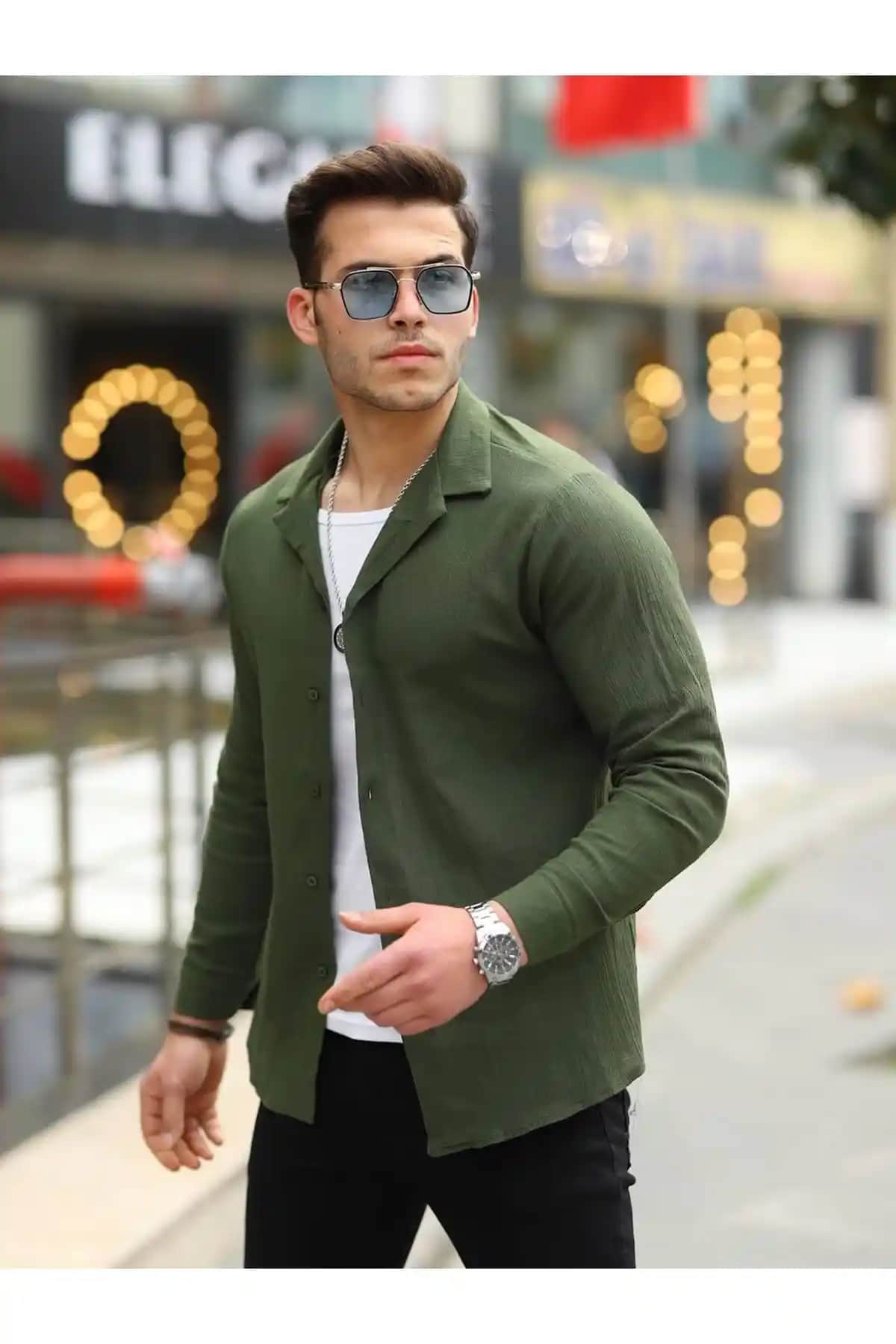 Gömlek Yakalı Erkek Kazaklar: Şıklık ve Rahatlığın Modern Buluşması