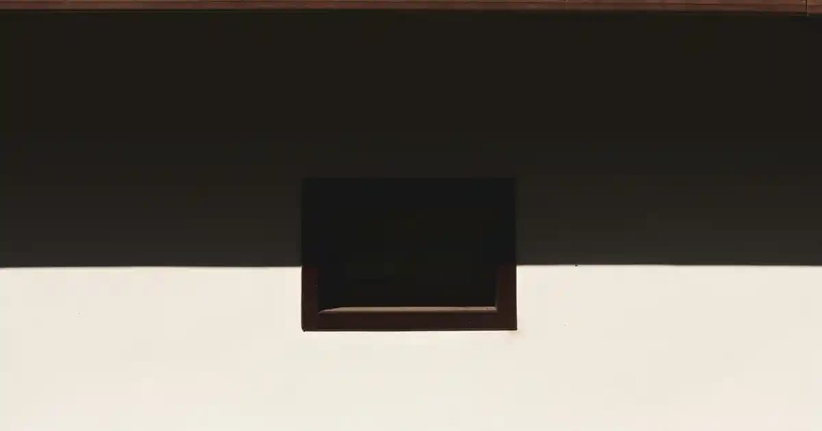 İnci Detaylı Yelek Modelleri: Zarafet ve Şıklığın Güncel Trendleri