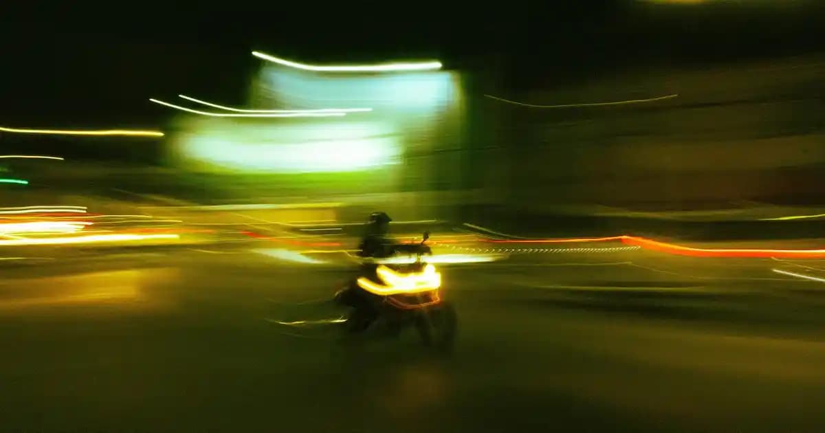 Kadın Jean Şort Modelleri ve Trendleri: Yazın Şıklığını ve Rahatlığını Yansıtan Seçenekler