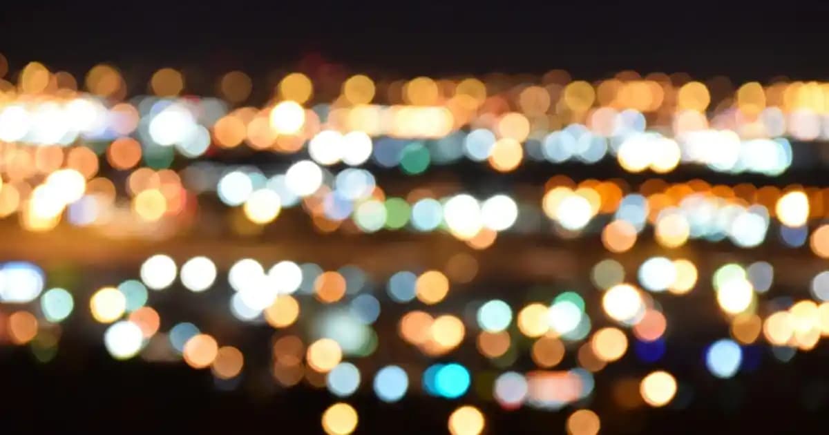 Kadın Siyah Boğazlı Kazak Modelleri ve Kombinasyon Önerileri 2023