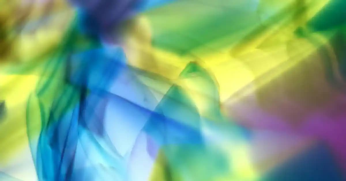 Kahverengi Kürklü Deri Ceketler: Şıklık ve Konforu Bir Arada Sunan Modaya Uygun Seçenekler