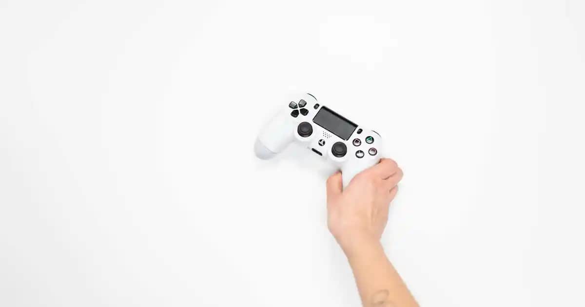 Kalın Kazaklar Modada Konfor ve Şıklığın Buluştuğu Güncel Trendler