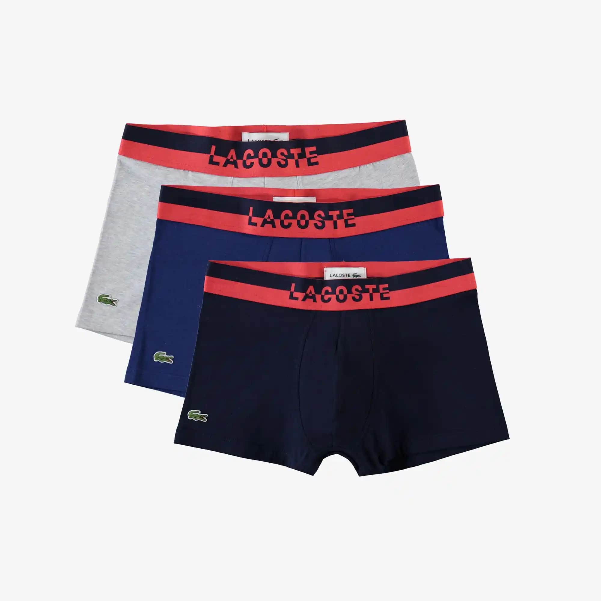 Lacoste 3'lü Boxer Setleri: Şıklık ve Konforu Bir Arada Sunan Erkek İç Giyim Seçeneği