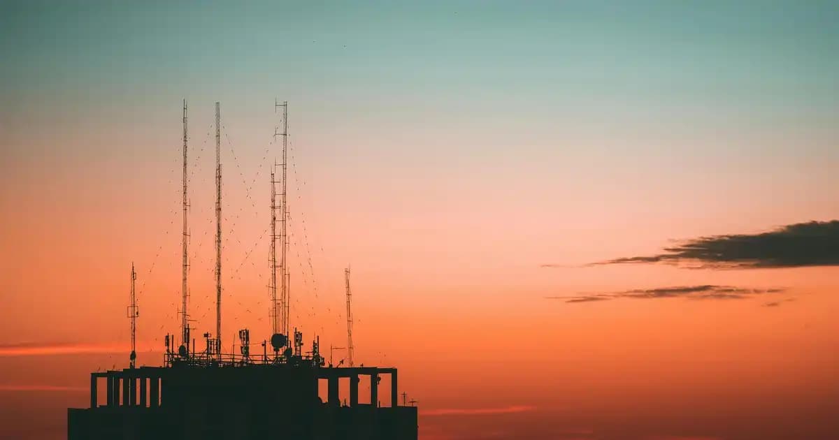 Mayo Tayt Nedir ve Yazın Konforu ile Şıklığı Bir Arada Sunan En Güncel Modeller