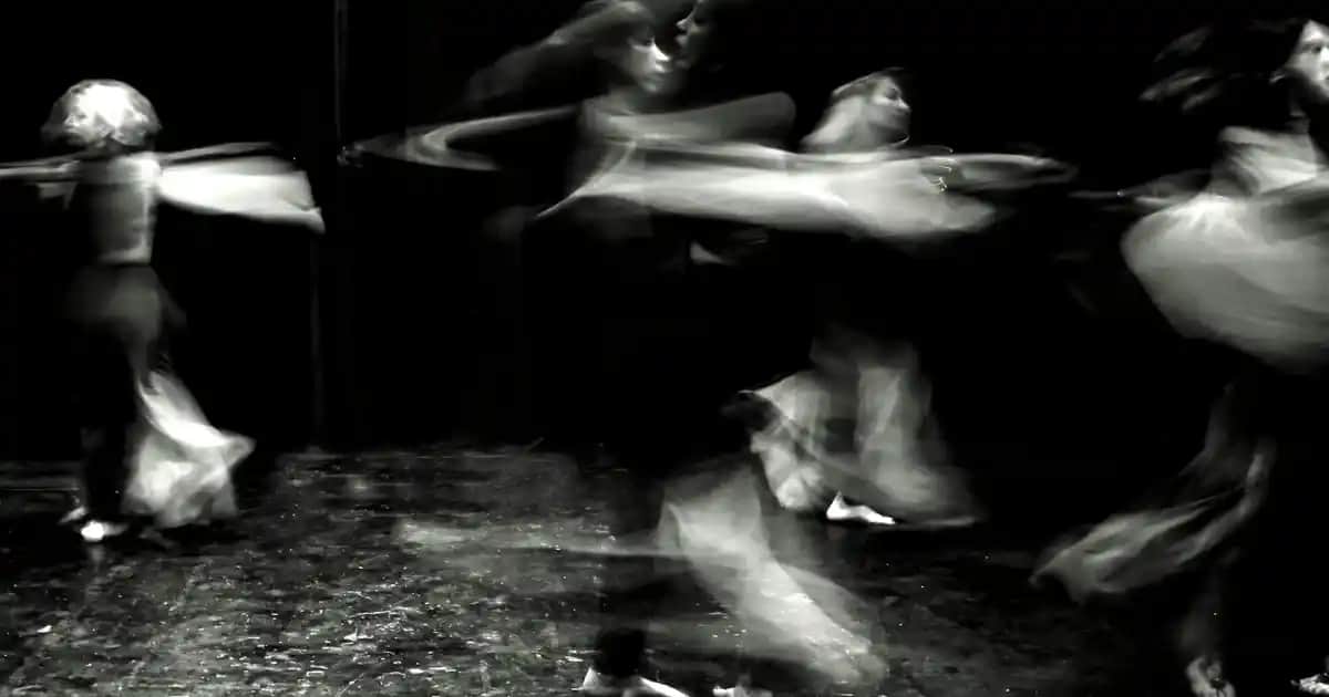 Nike Erkek Kazakları: Modern Tasarımlar ve Günlük Kullanım İçin Uygun Modeller