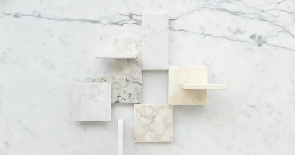 Omzu Açık Elbise ve Saç Modelleriyle Şıklık ve Zarafeti Yakalayın