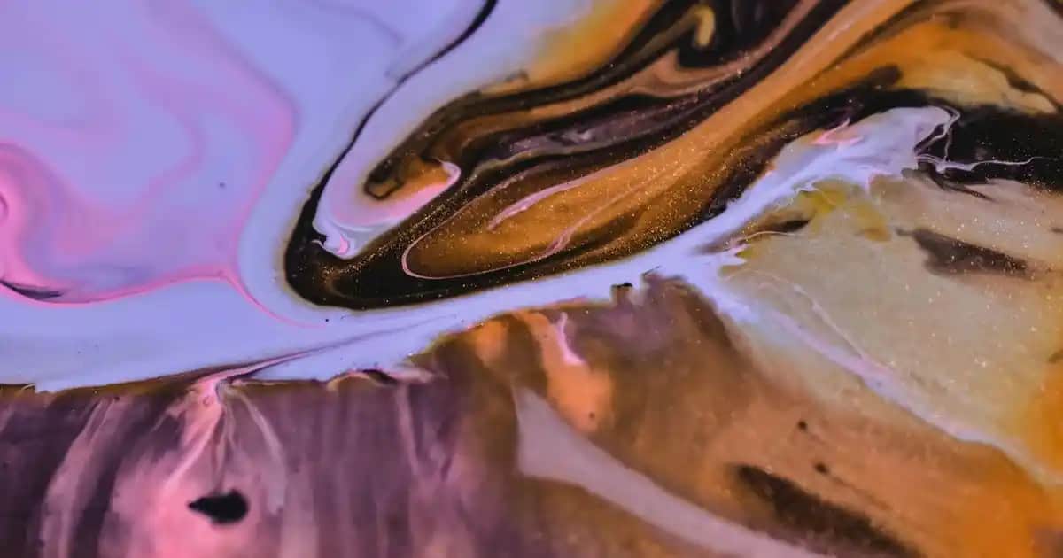 Önü Fermuarlı Kazaklar: Çok Yönlü ve Şık Tasarımlarla Günlük ve Resmi Kullanım