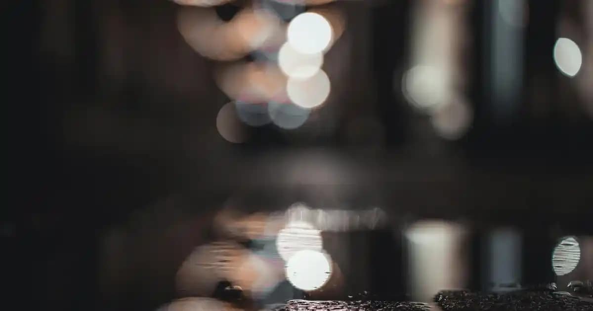 Simetrik Elbise Modelleri Modern ve Şık Giyim Tercihleri İçin Uygun Seçenekler