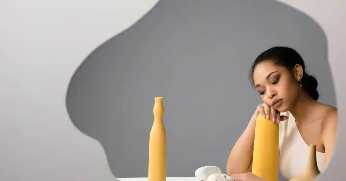 Siyah Tüylü Kazak Modası: Şıklık ve Rahatlığın Birleştiği Kış Trendleri