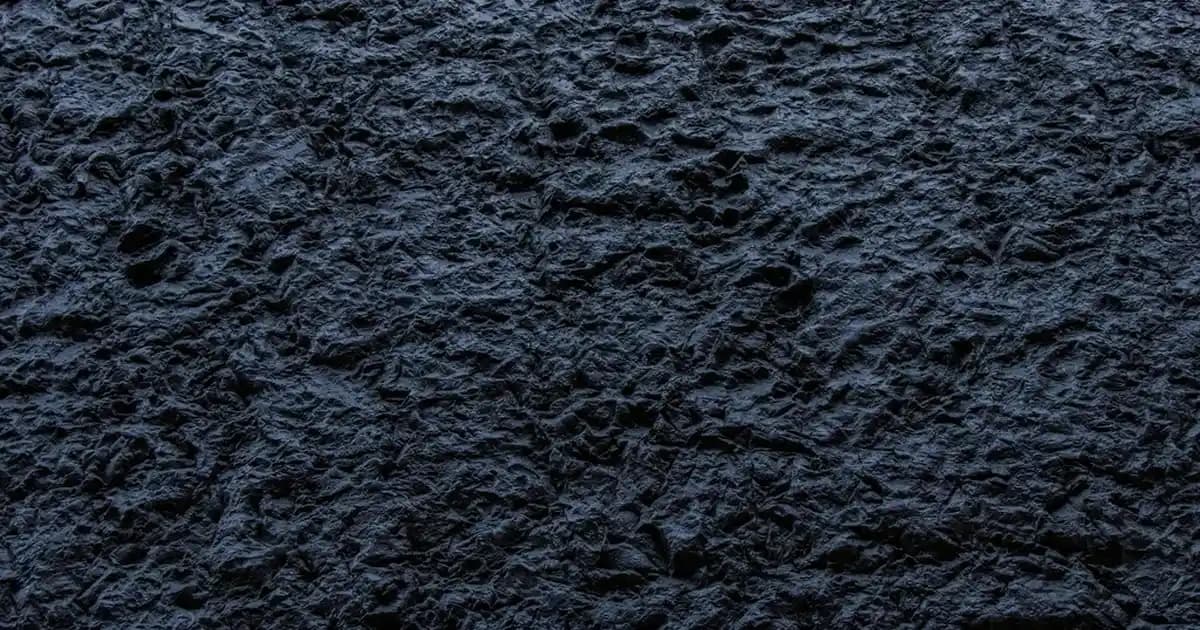 Yaz Aylarında Şıklık ve Konfor Sağlayan Kıyafet Seçenekleri ve Trendler Rehberi