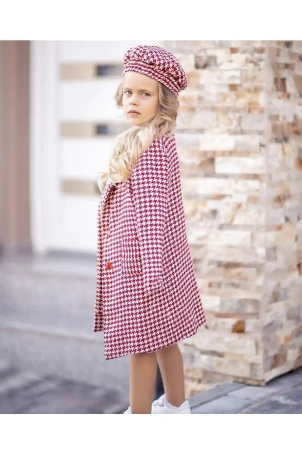 ALPİDS 4’lü Kız Takımı: Çocuklar İçin Şık ve Rahat Günlük Giyim Seçeneği