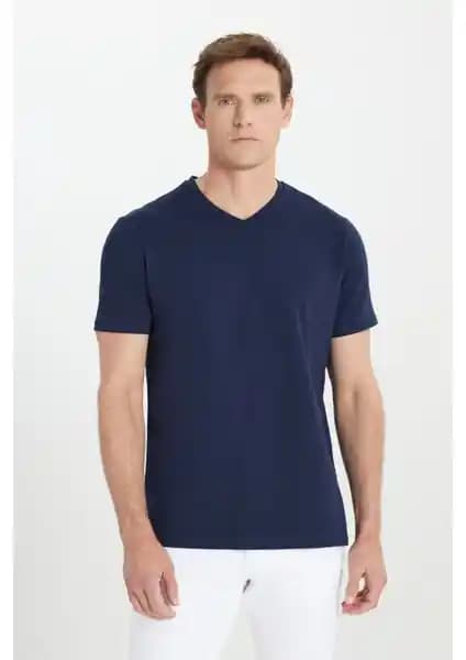 Altınyılz<dı>z ve Mavi Erkek Tişörtleri Karşılaştırması: Kumaş, Kesim ve Kullanım Özellikleri