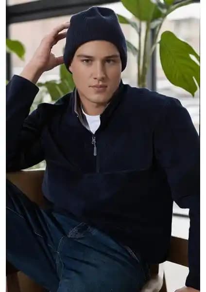 Buratti Slim Fit Anti-Pilling Polar: Erkekler İçin Dayanıklı ve Şık Kış Poları