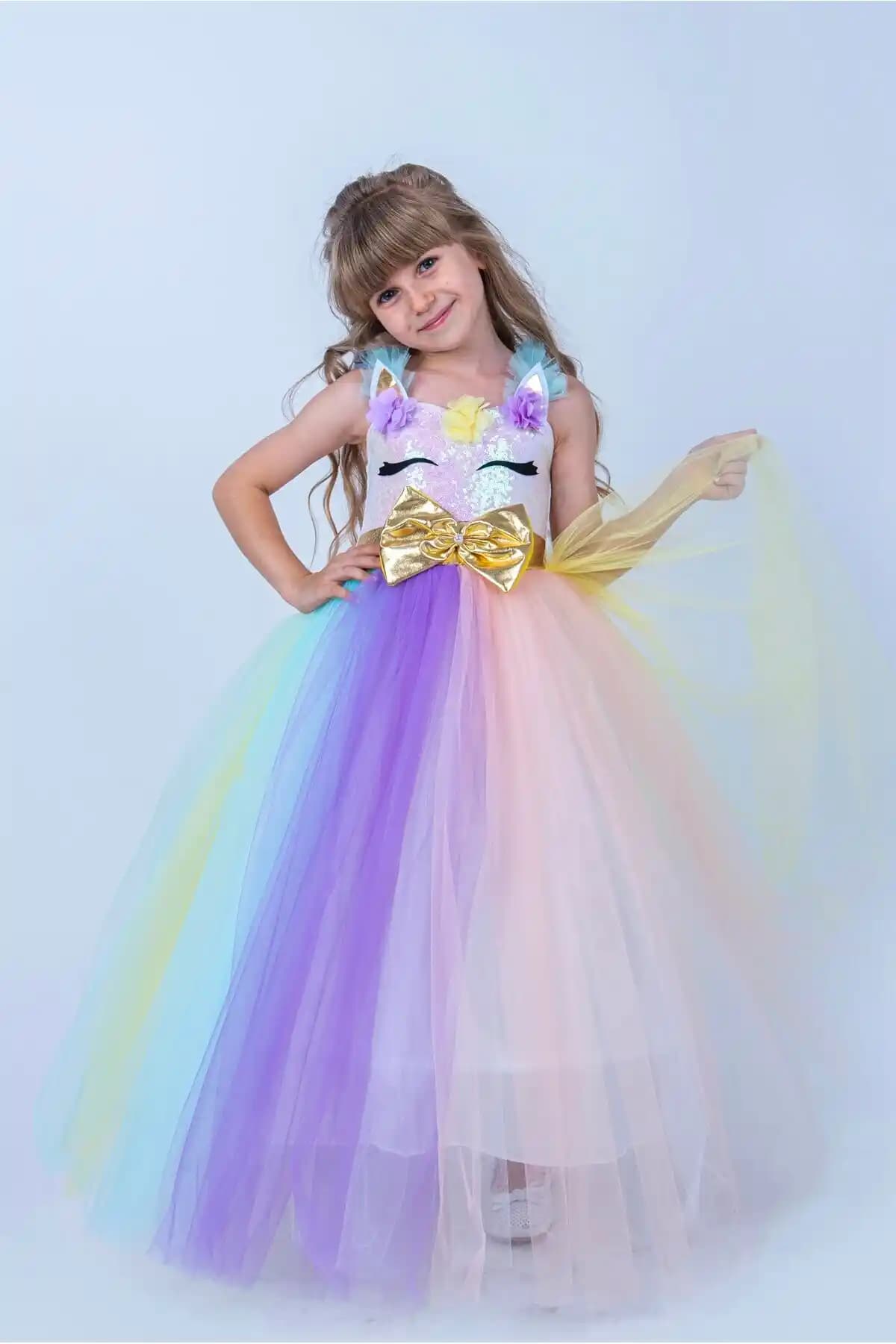 Buse&Eylül Unicorn Kasnaklı Kız Çocuk Parti Elbisesi Detaylı İnceleme ve Özellikleri