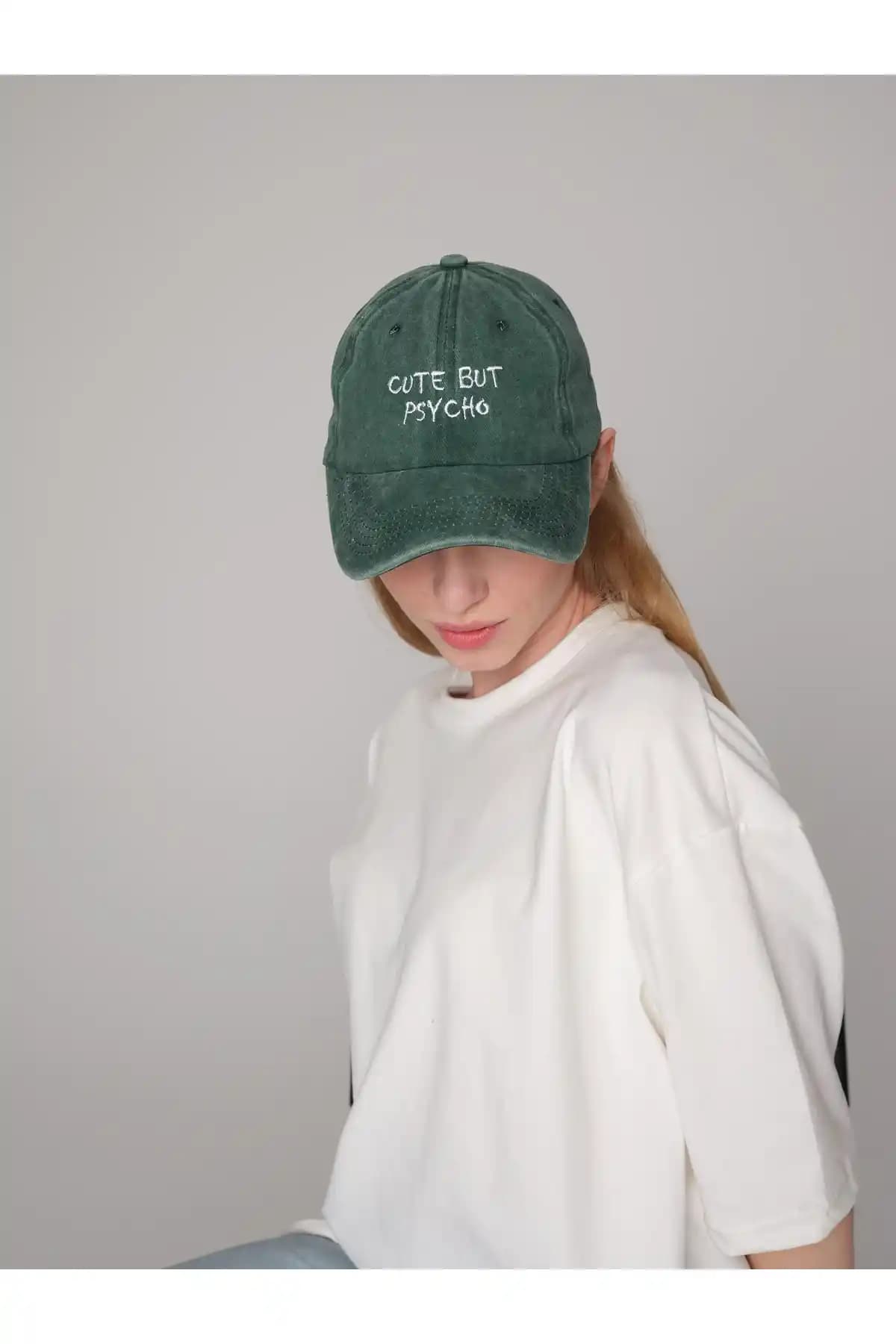 Cute But Psycho Yıkamalı Beyzbol Kepi: Renkli ve Rahat Günlük Şapka Seçenekleri