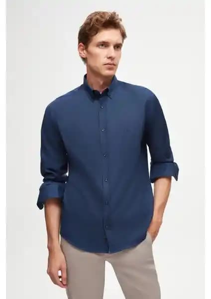 D'S Damat Slim Fit İndigo Oxford Gömlek: Şıklık ve Fonksiyonellik Bir Arada