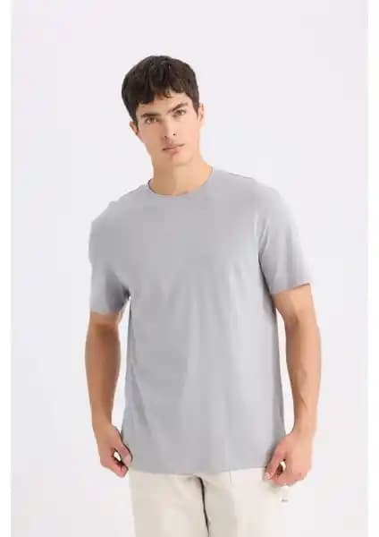 DeFacto %100 Pamuk Regular Fit Bisiklet Yaka Tişörtler Karşılaştırması ve Özellikleri