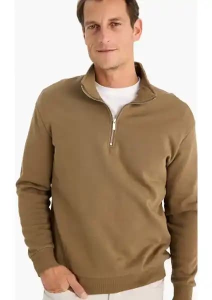 DeFacto Comfort Regular Fit Fermuarlı Dik Yaka Sweatshirt Günlük ve Spor Kullanımına Uygun