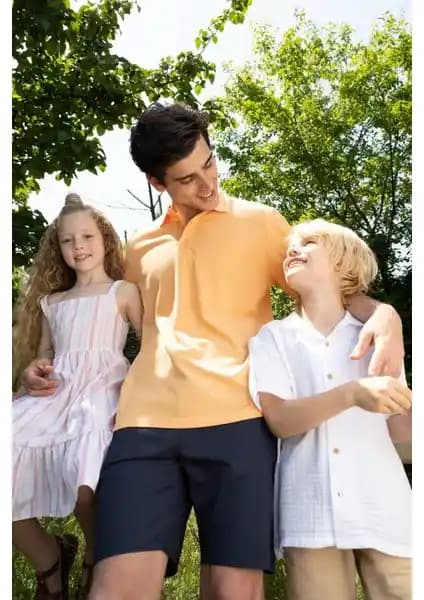 DeFacto Regular Fit Kısa Kollu %100 Pamuk Polo Tişört Erkekler İçin Şıklık ve Konforun Buluşması