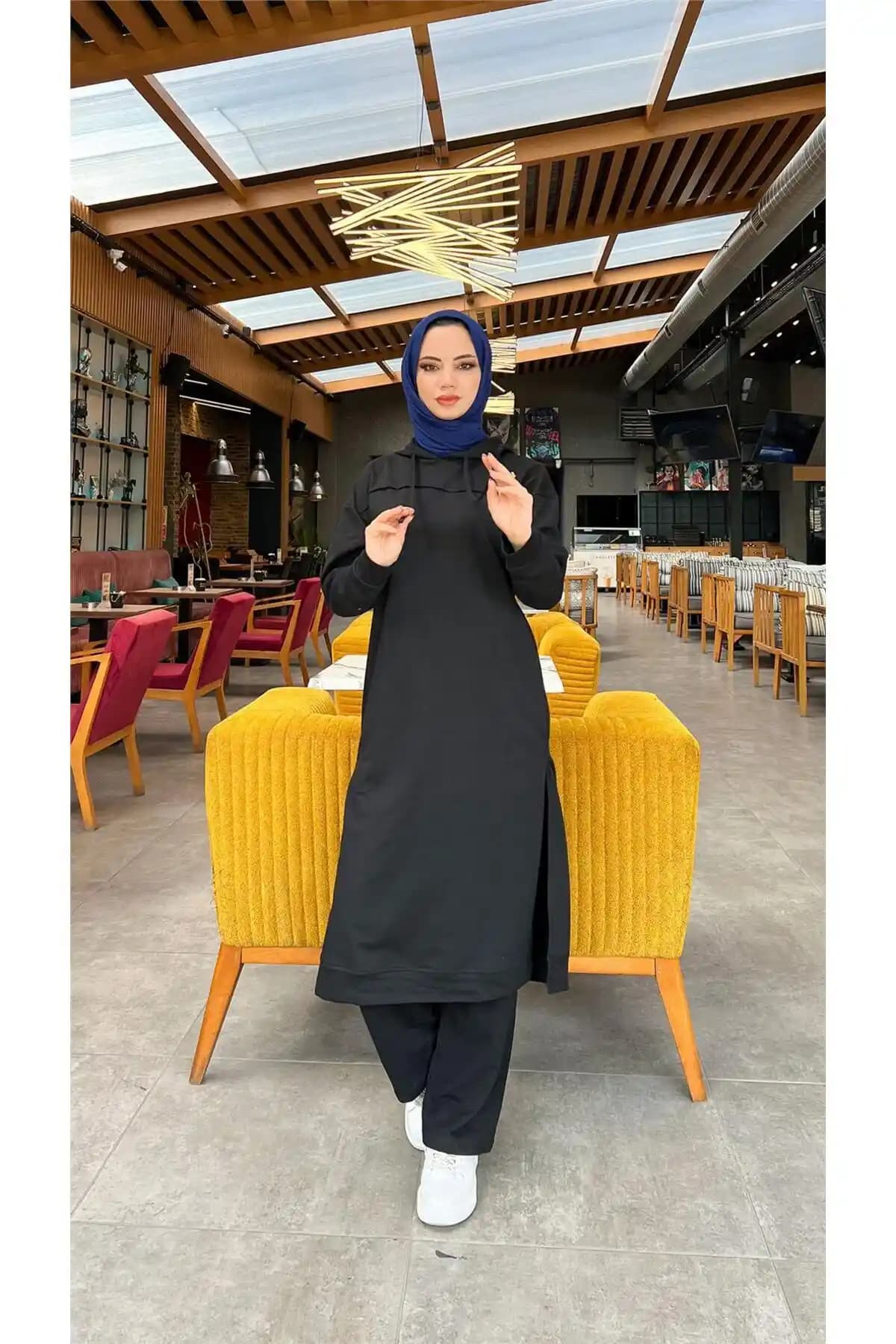 Genel Markalar Uzun Kapüşonlu Tunik Spor Takımı Günlük ve Mevsimlik Kullanım İçin