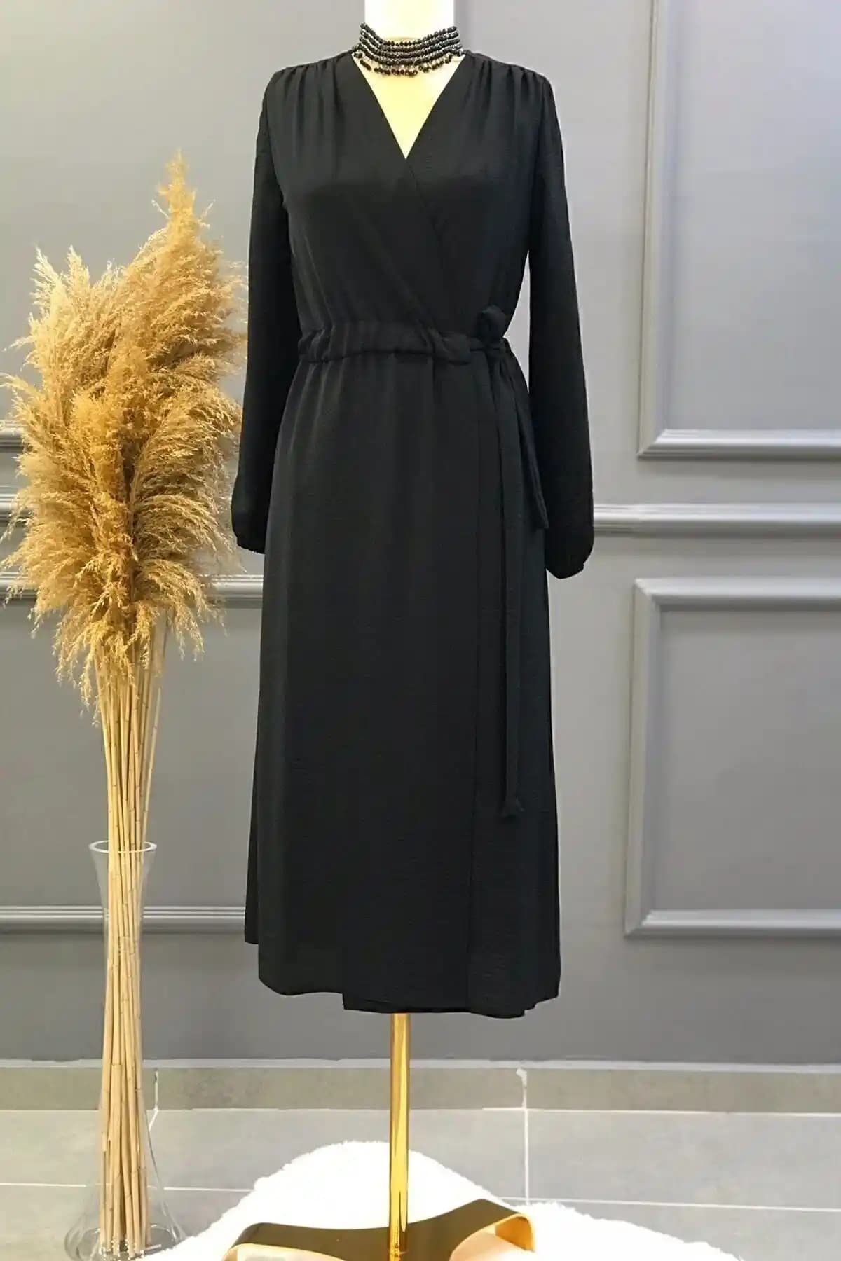 Genel Markalar Yandan Bağlamalı Kap: Modern ve Rahat Günlük Giyim Parçası