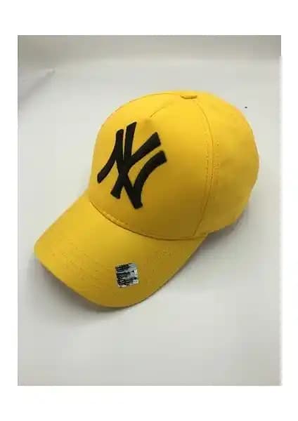 Gonca Şapka ve Kazan<dı>ran Outlet Castro Yazlık Şapkaların Karşılaştırması