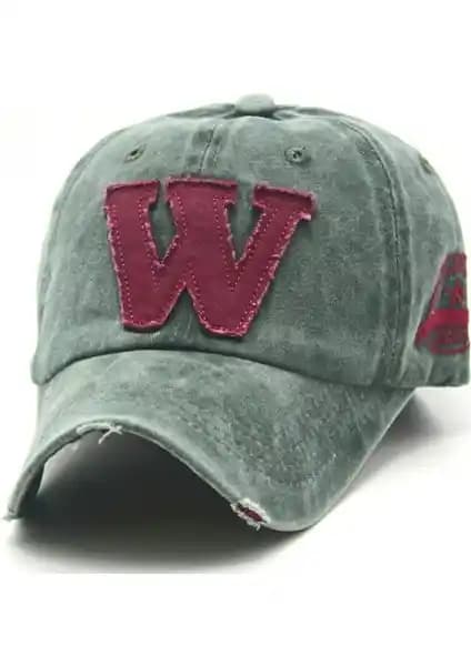 İki Farklı Şapka Modelinin Detaylı Karşılaştırması ve Kullanıcı Yorumları