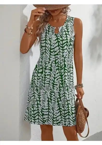 Kadın Elbise Karşılaştırması: Şık, Konforlu ve Trendy Tasarımlar Analizi