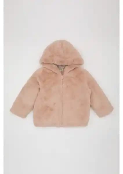 Kız Çocuk Montları Karşılaştırması: Polar Astarlı ve Şişme Modellerin Özellikleri