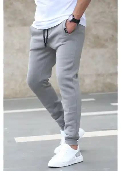 Madmext Füme Basic Eşofman 4210: Yüksek Kalite ve Şık Tasarım ile Konfor Sunar