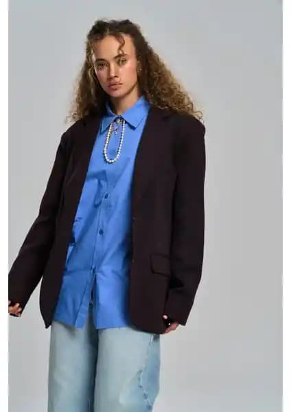 Mai Emma Dikiş Detaylı Acı Kahve Blazer: Şık ve Fonksiyonel Kadın Ceket Seçeneği