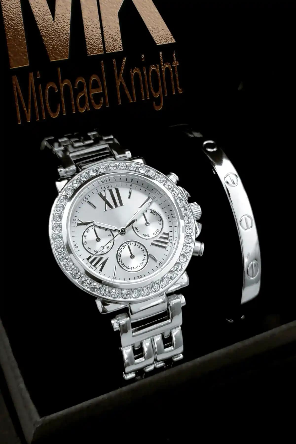 Michael Knight Bileklikli Kol Saati: Zarif ve Dayanıklı Tasarım Özellikleri ve Kullanıcı Yorumları