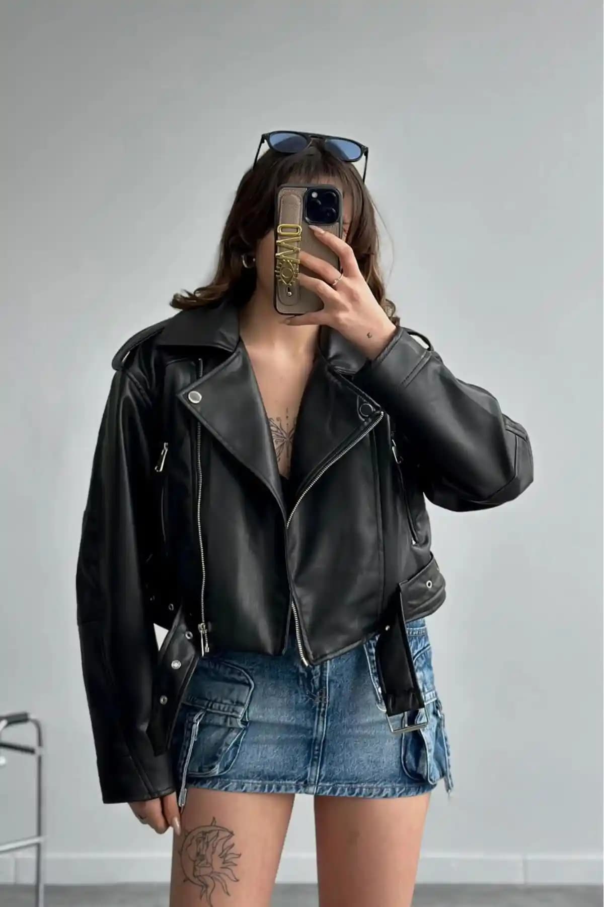 NET OF NOT Siyah Biker Deri Ceket Modern Tasarım ve Fonksiyonel Özelliklerle