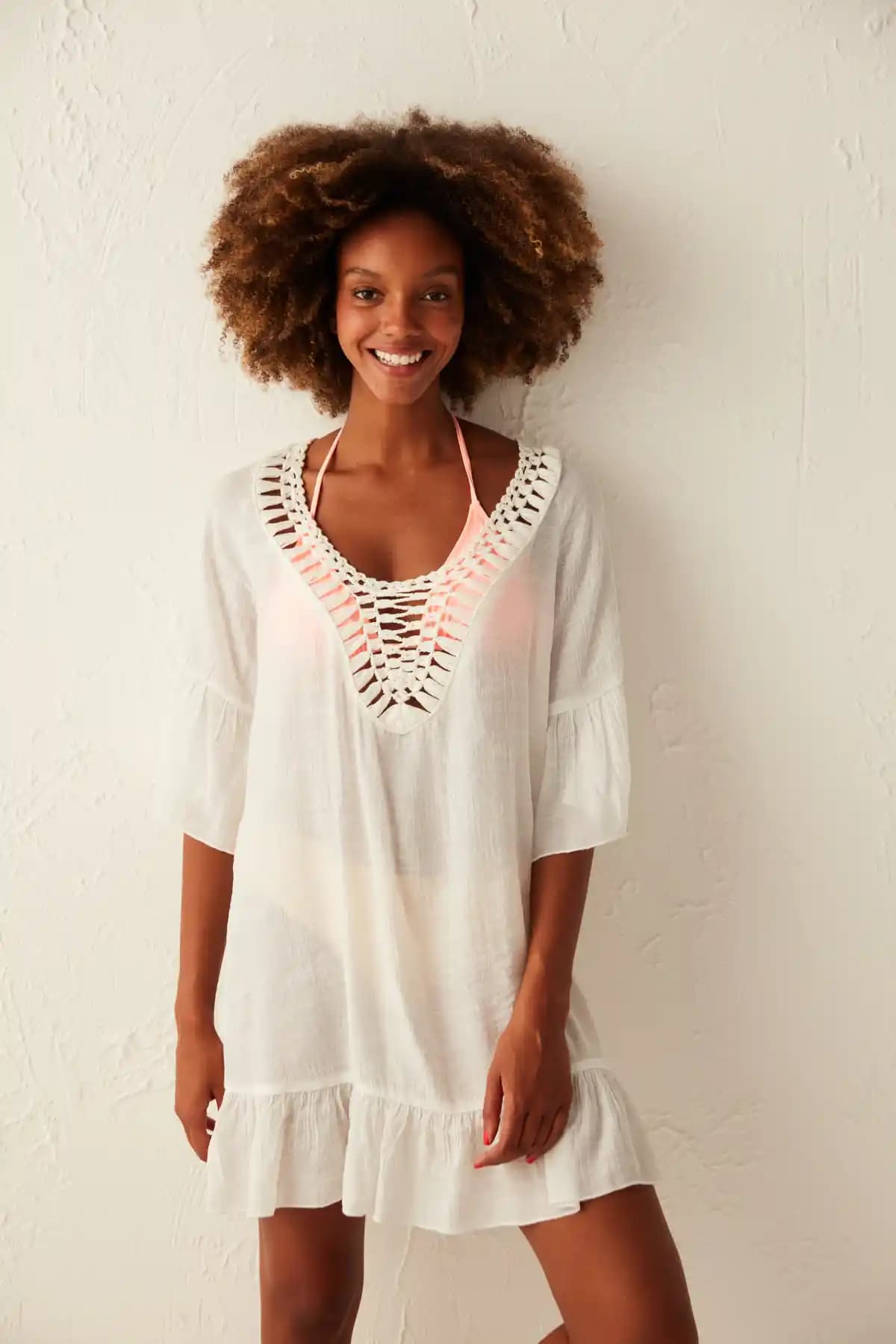 Penti Beyaz Tassel Kaftan Şık ve Rahat Yazlık Plaj Elbisesi Özellikleri