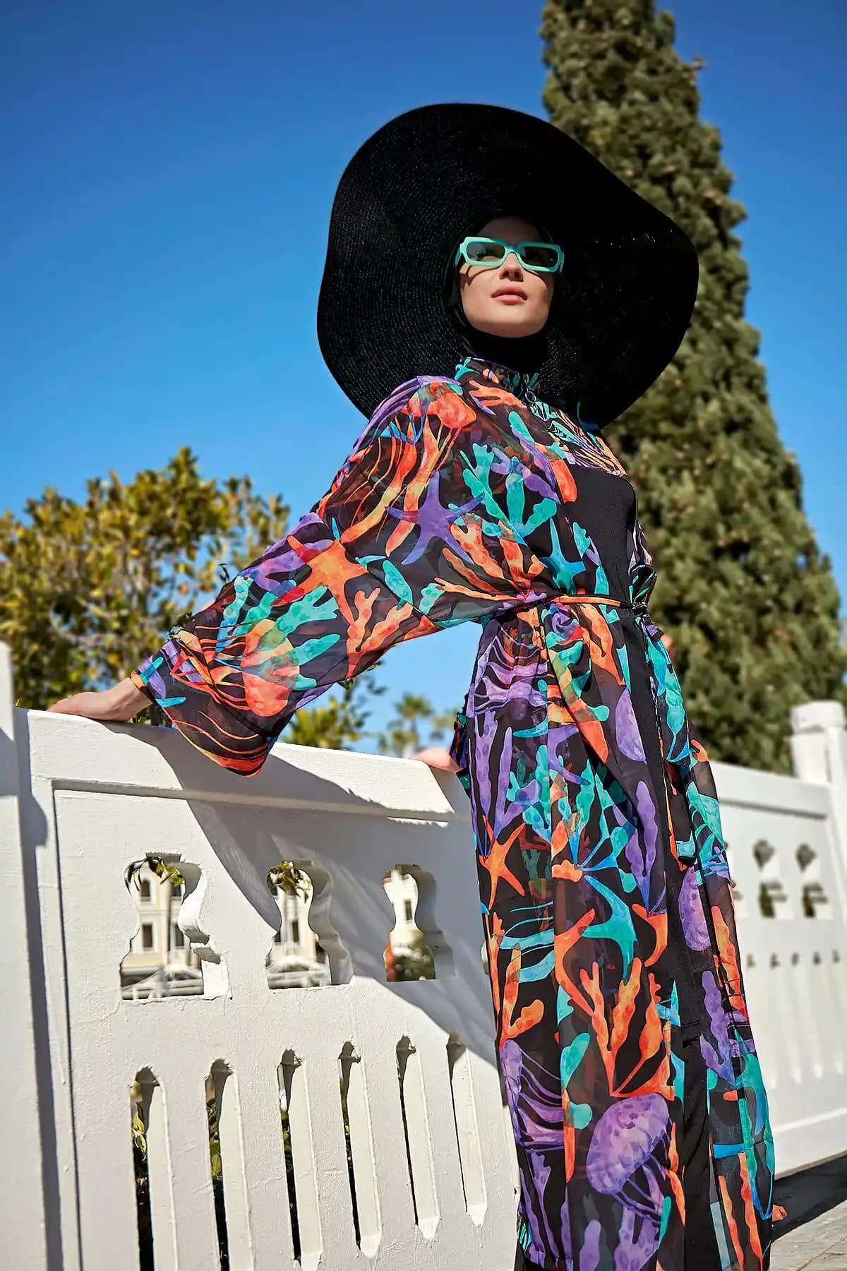 Remsa Mayo Üzerine Tek Kaftan Kimono Pareo Mercan Modern ve Pratik Tasarım