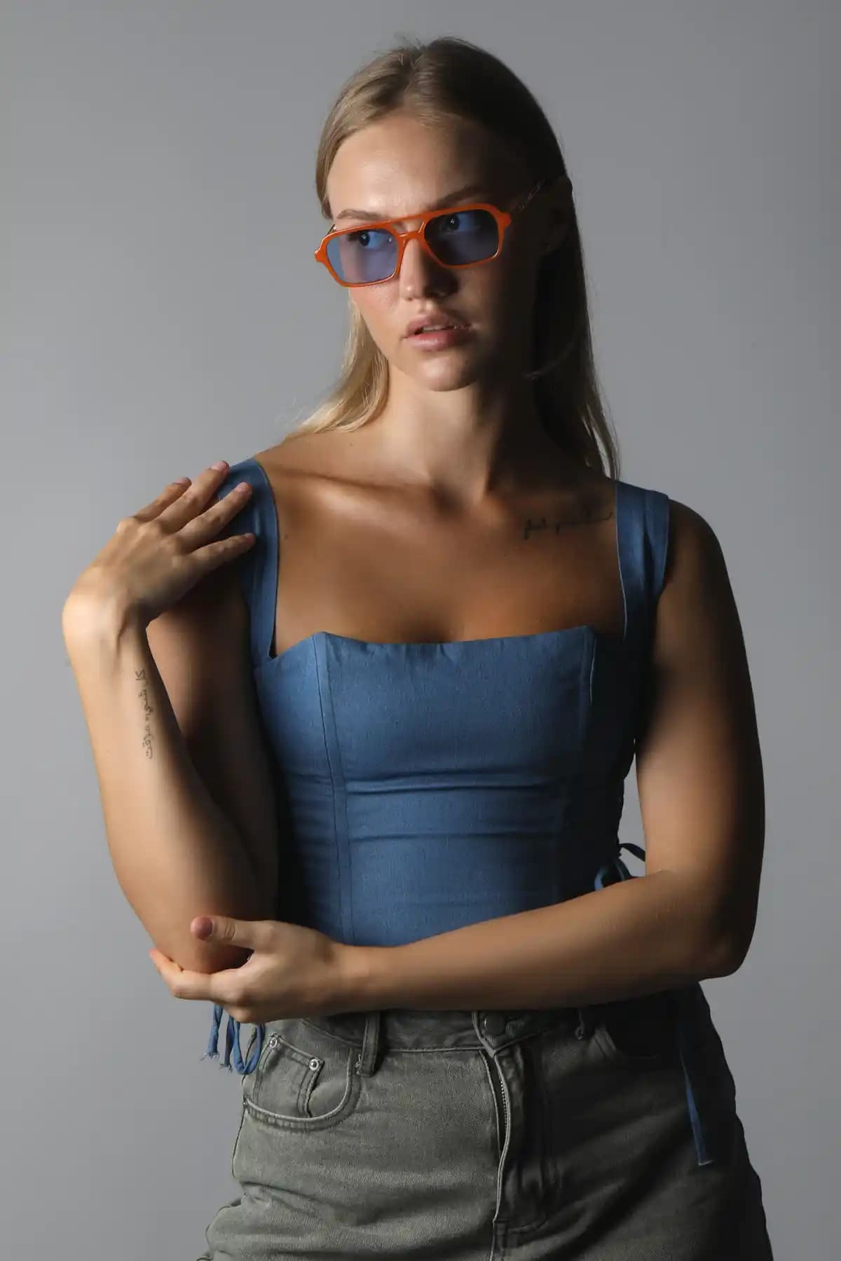 REN Ice Cube Güneş Gözlüğü Turuncu Modern Tasarım ve Koruma Özellikleri