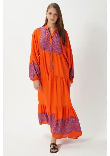 Ritnice Modest Kadın Leona Elbisesi Yazlık Şıklık ve Konfor Sunan Modern Tasarım